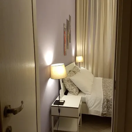 Pensión Amoraroma, Economy With Shared Bathrooms Roma