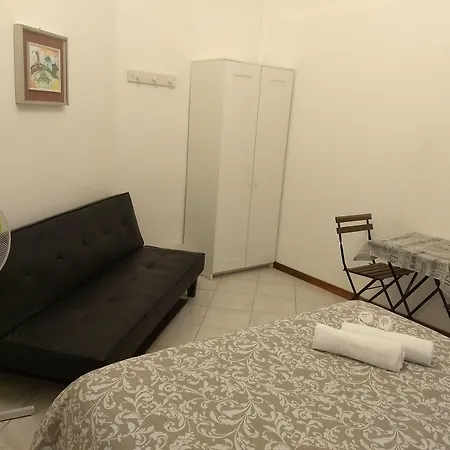 Pensión Amoraroma, Economy With Shared Bathrooms