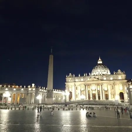 Amoraroma, Economy With Shared Bathrooms Roma