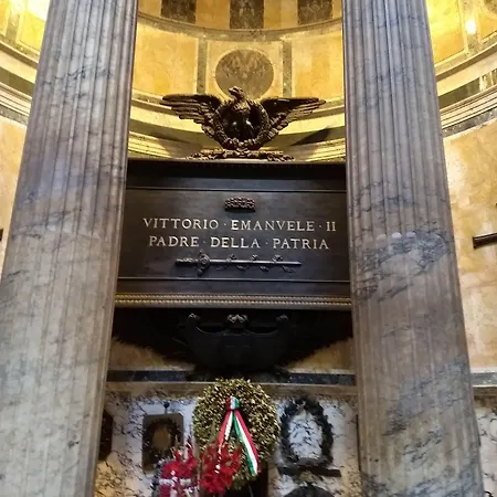 Amoraroma, Economy With Shared Bathrooms