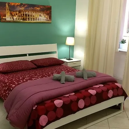 Amoraroma, Economy With Shared Bathrooms بيت ضيافة 3*