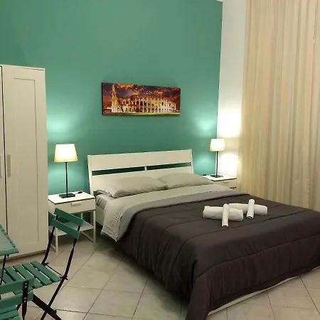 Amoraroma, Economy With Shared Bathrooms Konukevi