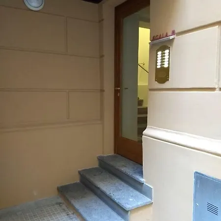 Amoraroma, Economy With Shared Bathrooms بيت ضيافة 3*
