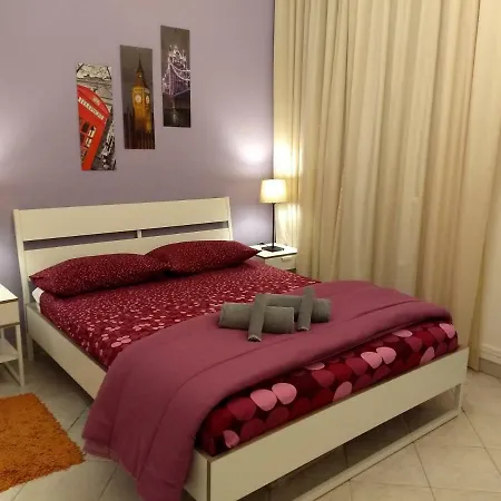 Amoraroma, Economy With Shared Bathrooms 3* Roma