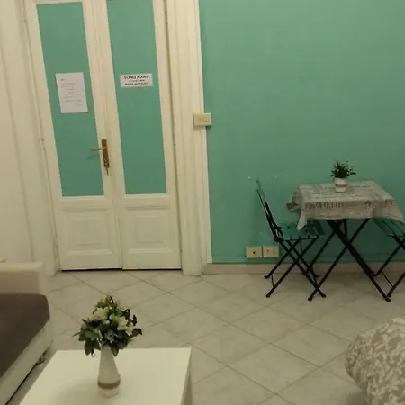 Konukevi Amoraroma, Economy With Shared Bathrooms