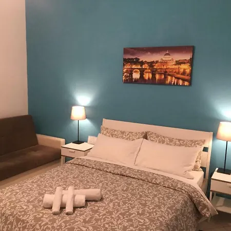 Amoraroma, Economy With Shared Bathrooms بيت ضيافة 3*