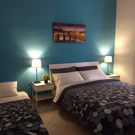 بيت ضيافة Amoraroma, Economy With Shared Bathrooms روما